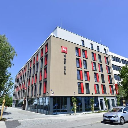 Ibis Muenchen City Ost Exterior photo