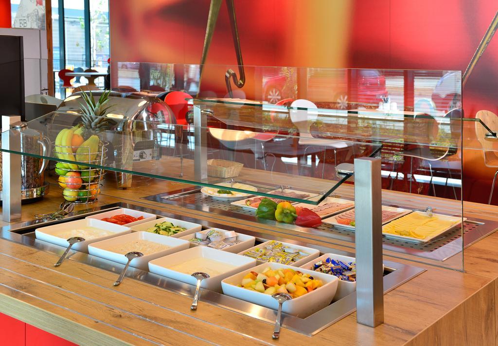 Ibis Muenchen City Ost Exterior photo